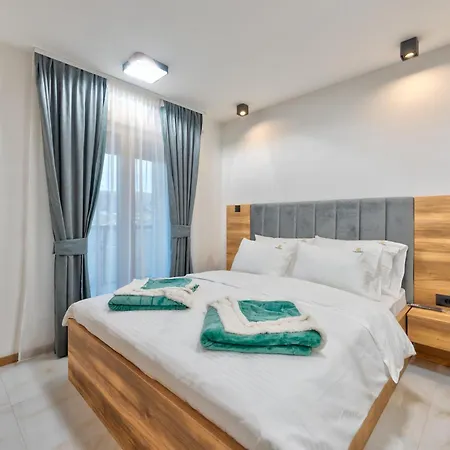 Golden Panorama & Wellness