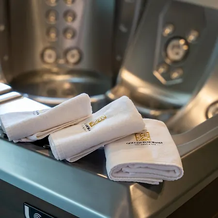 Golden Panorama & Wellness Aparthotel 4*