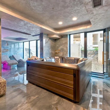 Aparthotel Golden Panorama & Wellness