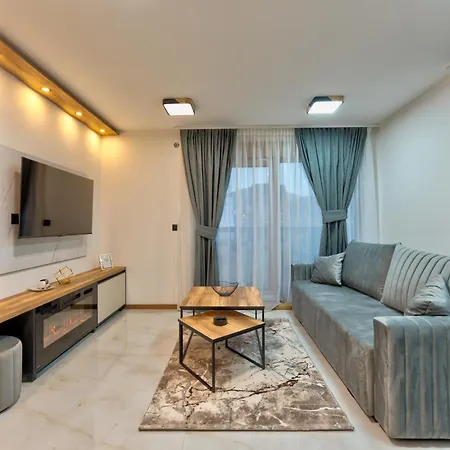 מלון דירות Golden Panorama & Wellness זלאטיבור