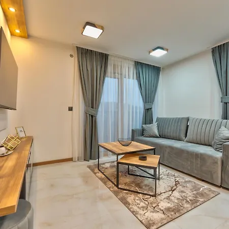 Golden Panorama & Wellness 4* ズラティボール