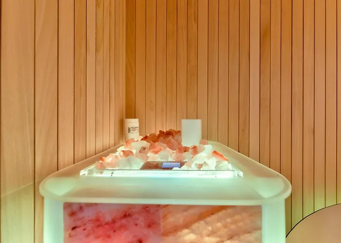 Golden Panorama & Wellness 4*